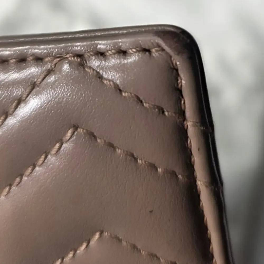 Gucci GG Marmont Taupe Chevron Leather Credit Card Holder Wallet, Dust Bag & Box - Picture 9 of 16